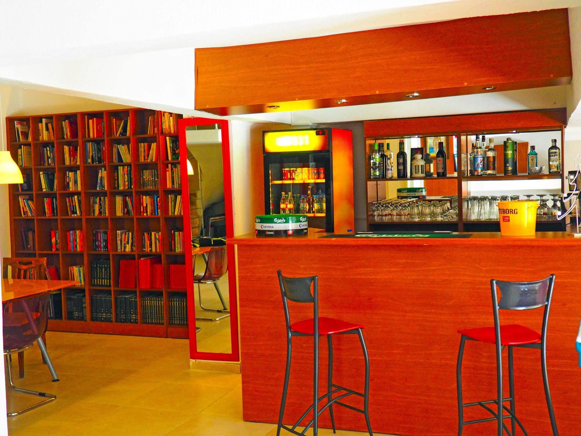 Atlas Apart Hotel Cesme Exterior photo